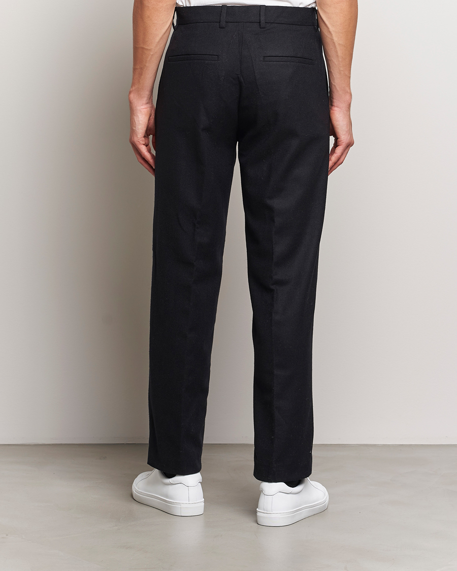 Hombres | Pantalones | A Day's March | Gairloch Relaxed Wool Trousers Black