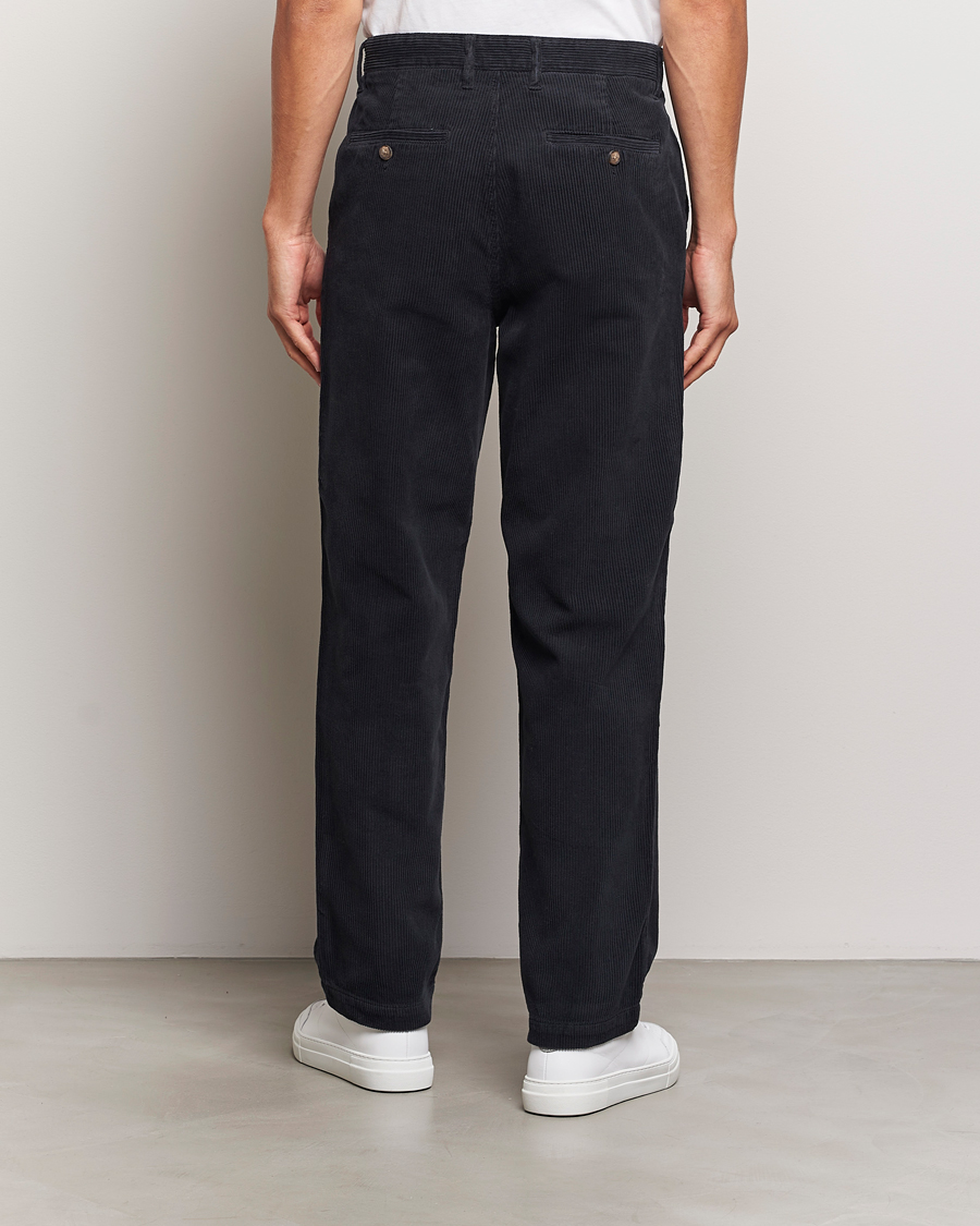 Hombres | Pantalones | A Day's March | Redwood Corduroy Trousers Black