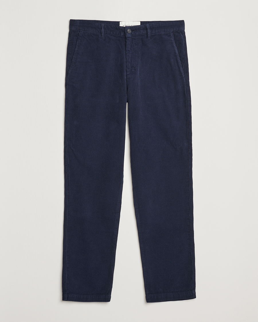 Hombres | Pantalones | A Day's March | Miller Corduroy Trousers Navy