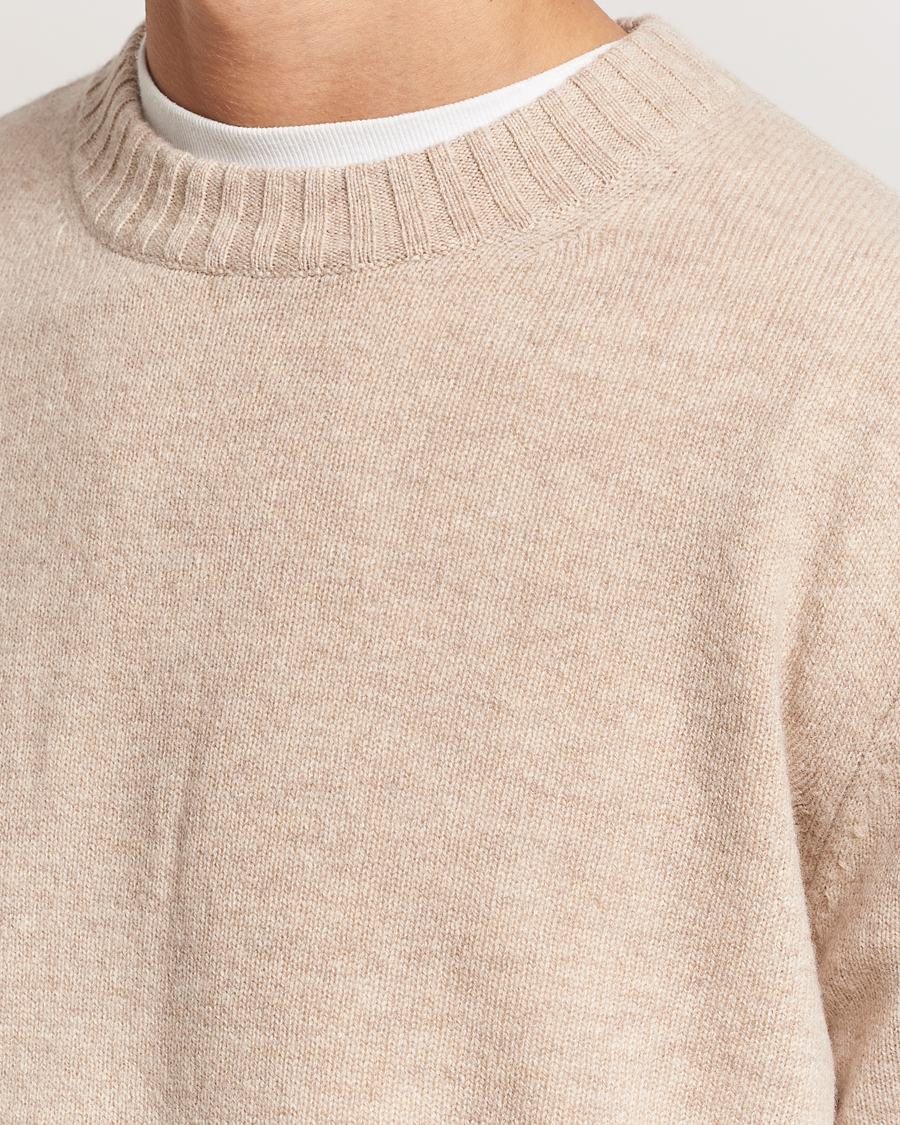 Hombres | Jerséis y prendas de punto | A Day's March | Marlow Lambswool Crew Sand Melange