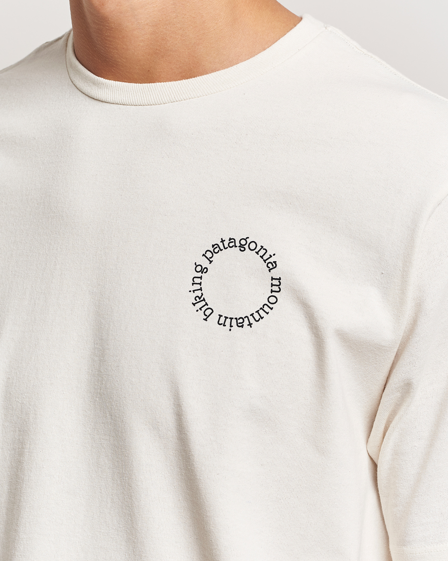 Hombres | Camisetas | Patagonia | Spoke Stencil Responsibili T-Shirt Birch White