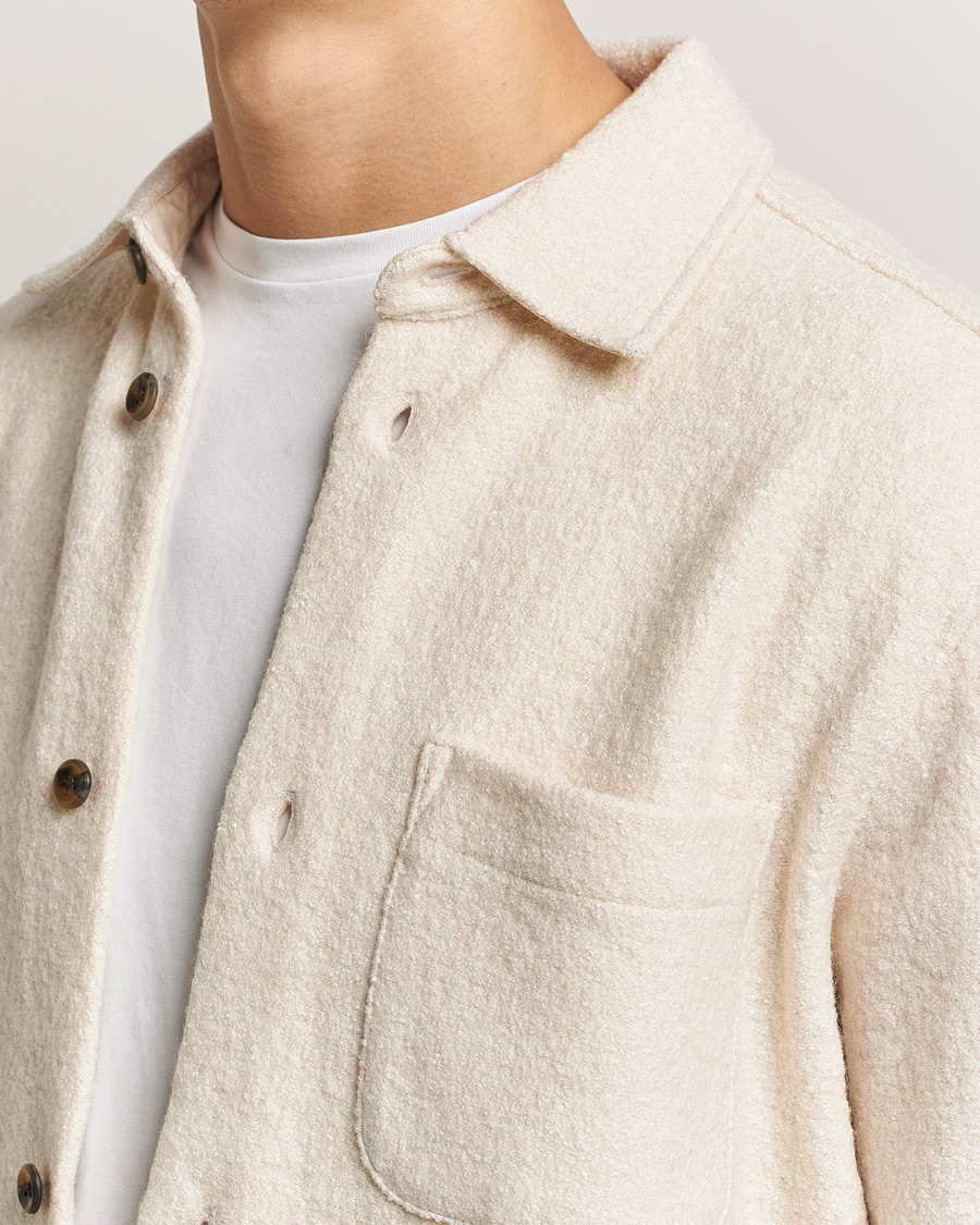 Hombres | Camisas | LES DEUX | Kaleb Boucle Overshirt Ivory