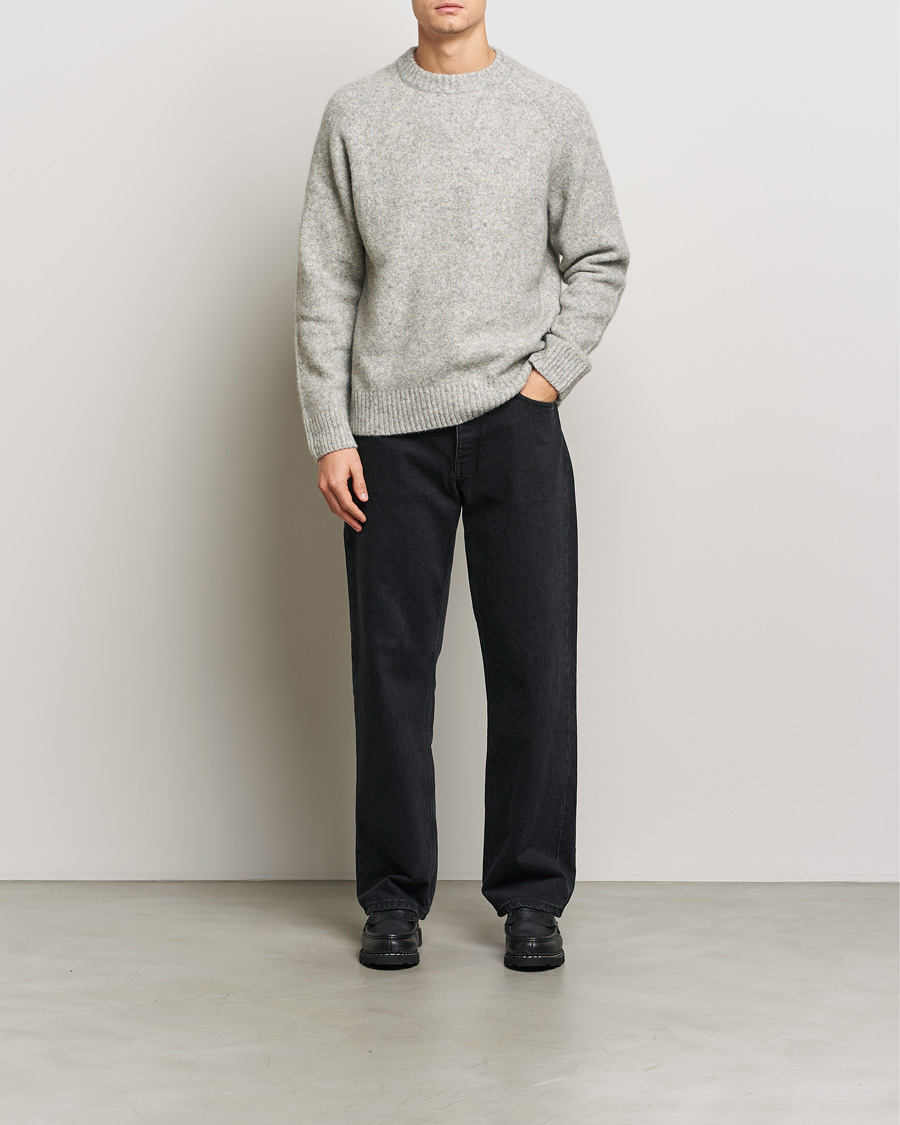 Hombres | Jerséis y prendas de punto | LES DEUX | Gilbert Roundneck Knit Light Grey Melange