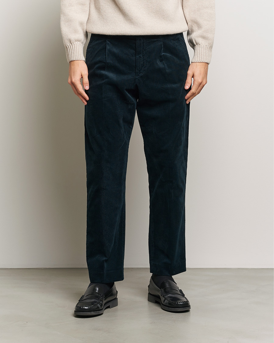 Hombres | Pantalones | NN07 | Bill Pleated Corduroy Pants Navy Blue