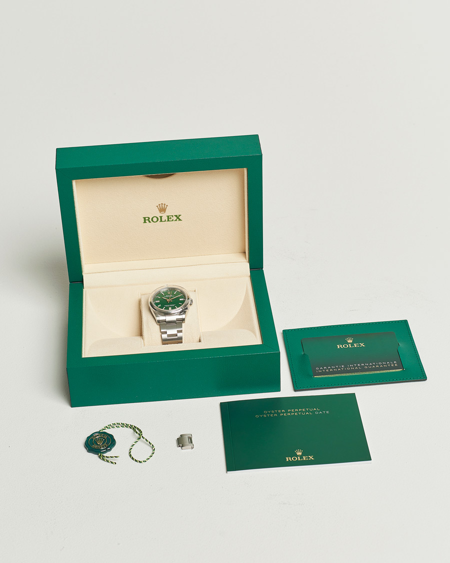 Hombres | Rolex Pre-Owned Oyster Perpetual 36 126000 Steel Green Silver | Rolex Pre-Owned | Oyster Perpetual 36 126000 Steel Green Silver
