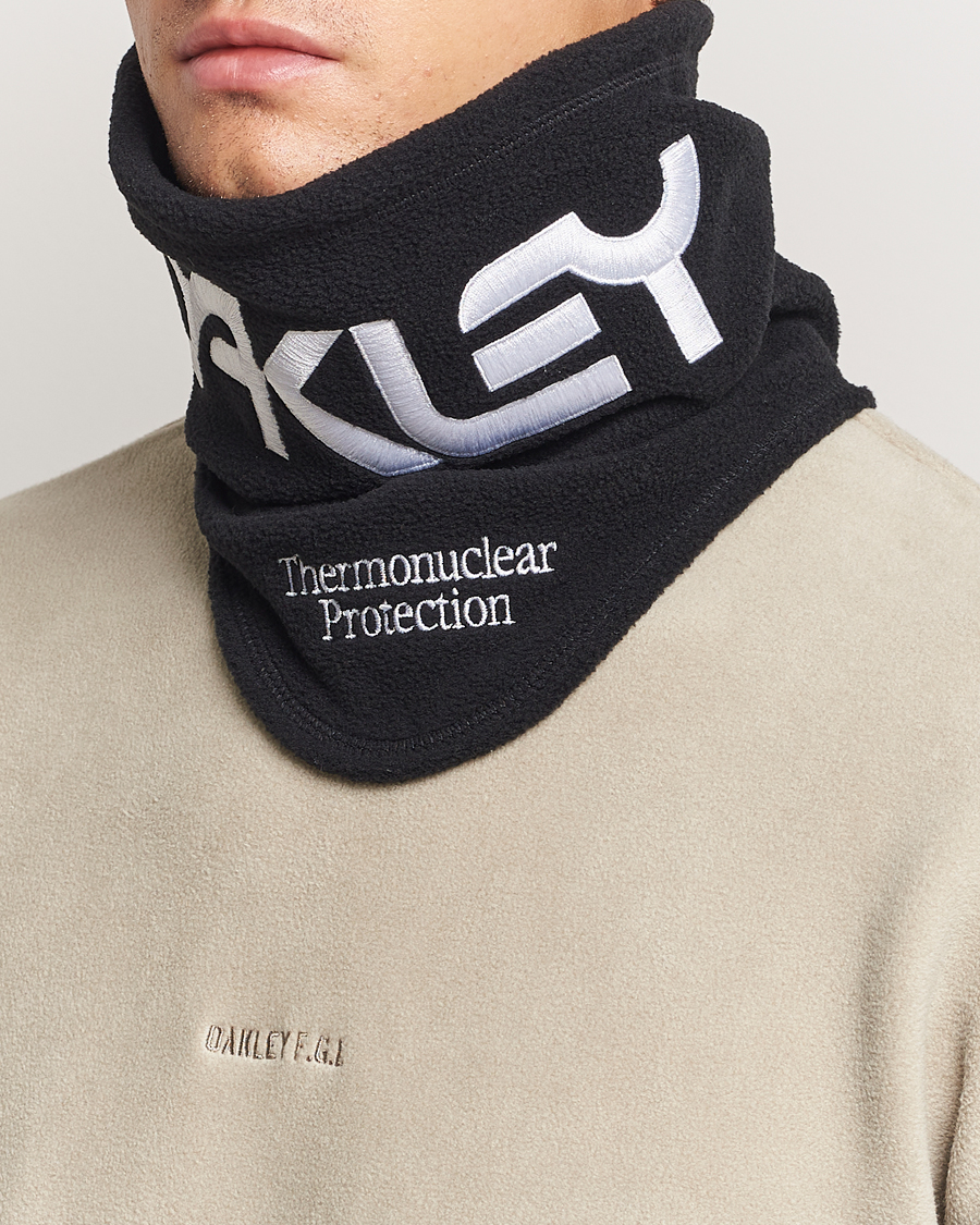 Hombres | Oakley TNP Neck Gaiter Blackout | Oakley | TNP Neck Gaiter Blackout