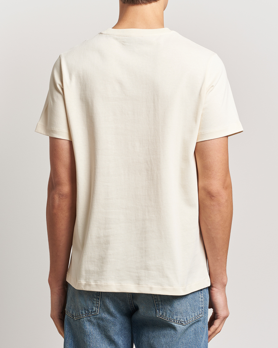Hombres | Camisetas | A.P.C. | Rue Madame T-Shirt Ecru