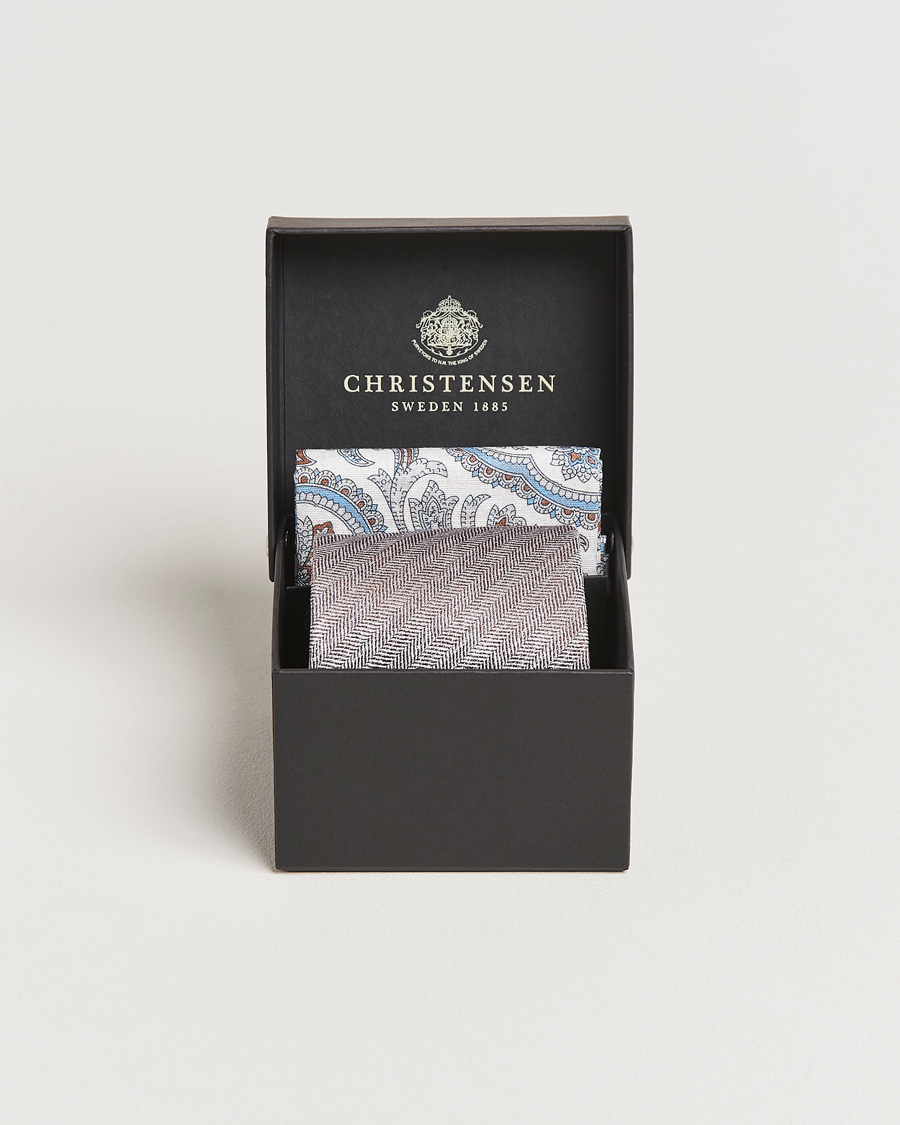 Hombres | Amanda Christensen Box Set Printed Silk 8cm Tie With Pocket Square Brown | Amanda Christensen | Box Set Printed Silk 8cm Tie With Pocket Square Brown