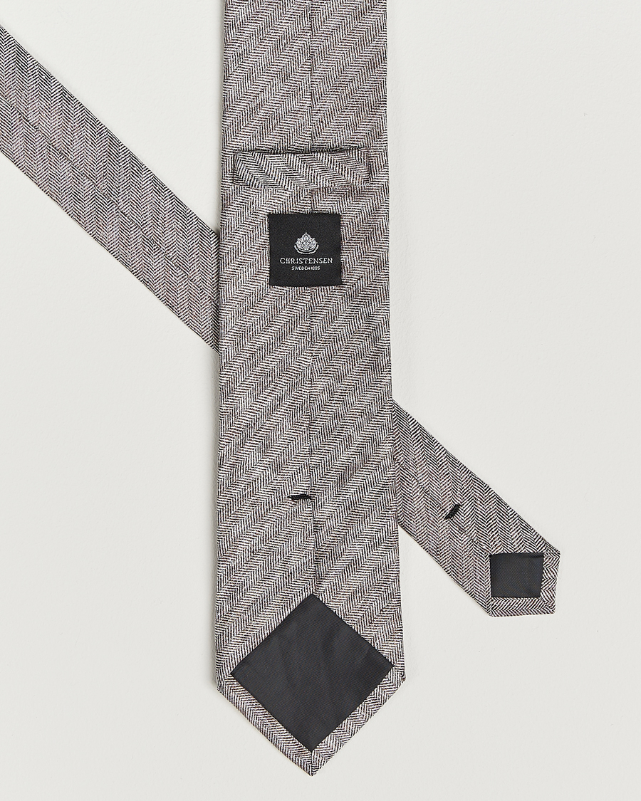 Hombres | Amanda Christensen Box Set Printed Silk 8cm Tie With Pocket Square Brown | Amanda Christensen | Box Set Printed Silk 8cm Tie With Pocket Square Brown