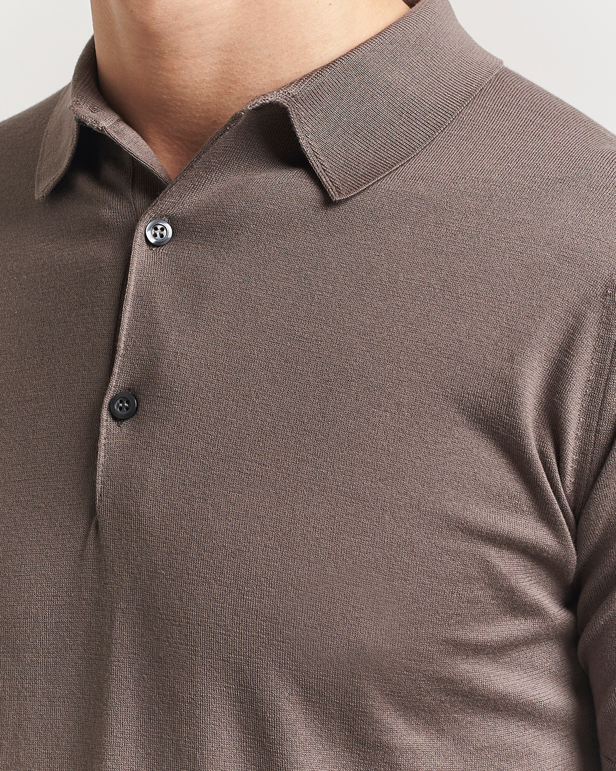 Hombres | Polos | John Smedley | Adrian Slim Fit Sea Island Polo Beige Musk