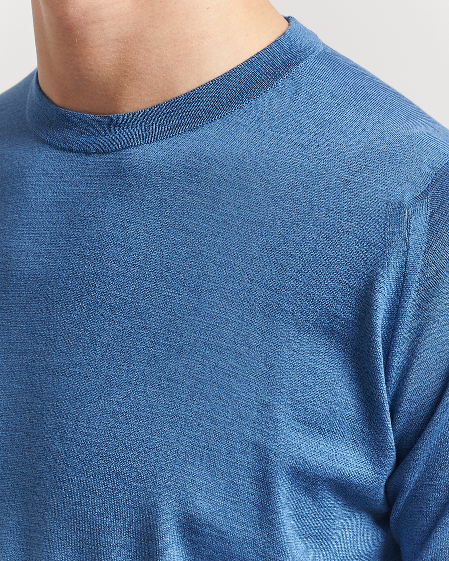 Hombres | Camisetas | John Smedley | Hilcote Wool/Sea Island Cotton T-Shirt Ocean Blue