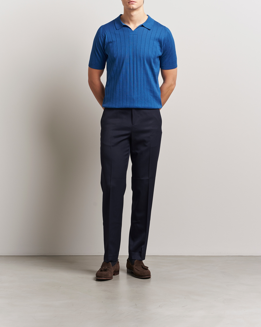 Hombres | Polos | John Smedley | Roper Open Collar Sea Island Polo Pacific Blue