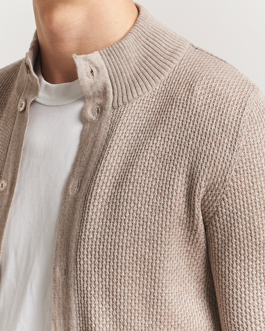 Hombres | Jerséis y prendas de punto | Stenströms | Knitted Textured Merino Cardigan Beige