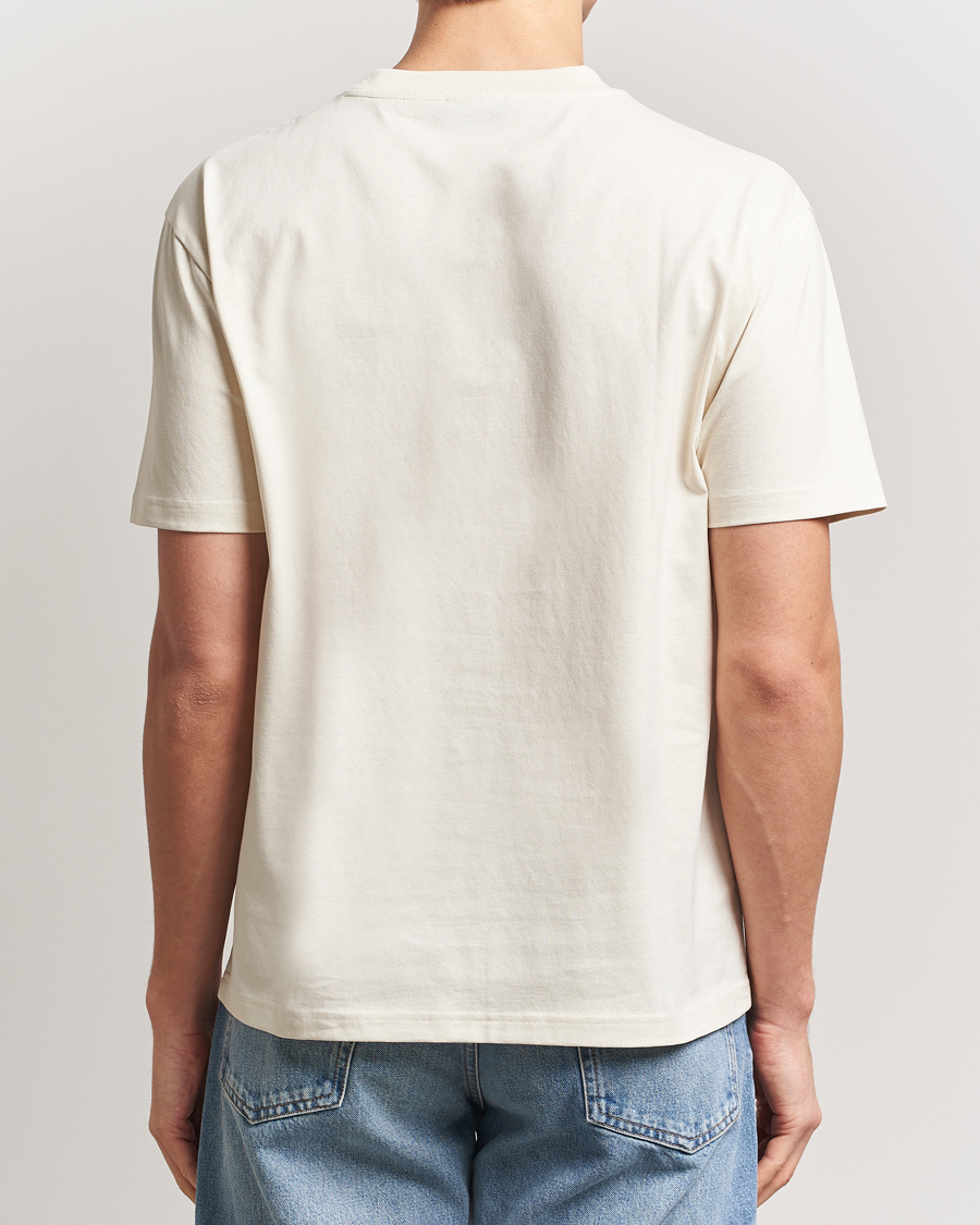 Hombres | Camisetas | A.P.C. | Oscar Embroidered T-Shirt Ecru