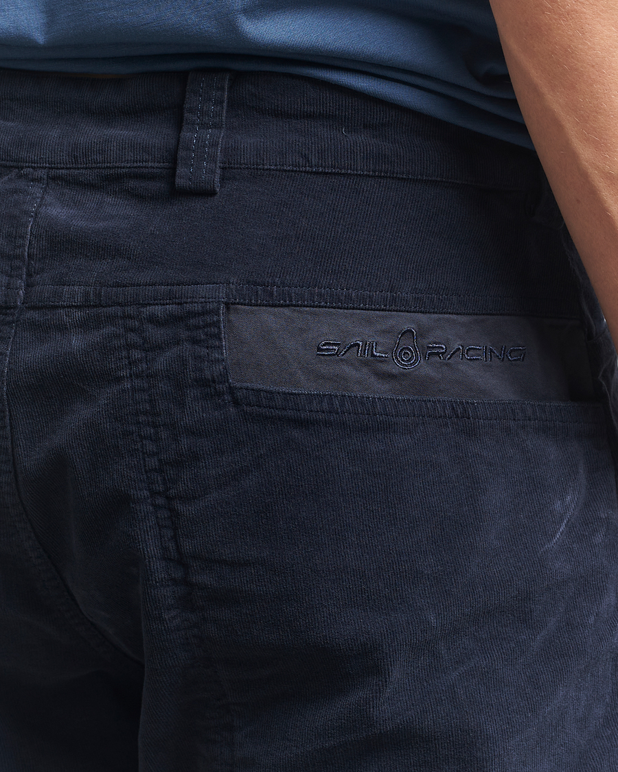 Hombres | Pantalones cortos | Sail Racing | Grinder Corduroy Shorts Dark Navy
