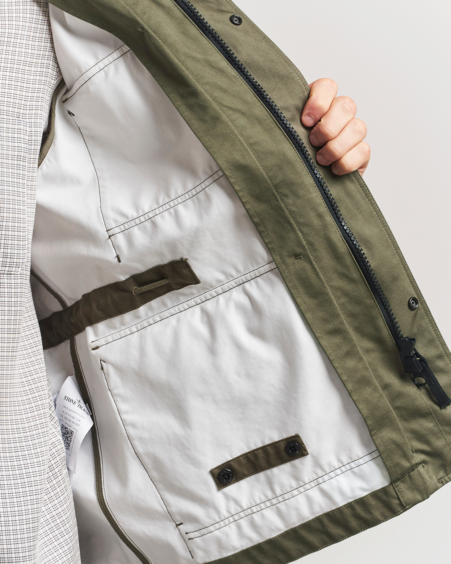 Hombres | Abrigos y chaquetas | Stone Island | Raso Gommato 3L Cotton Hooded Field Jacket Military Green