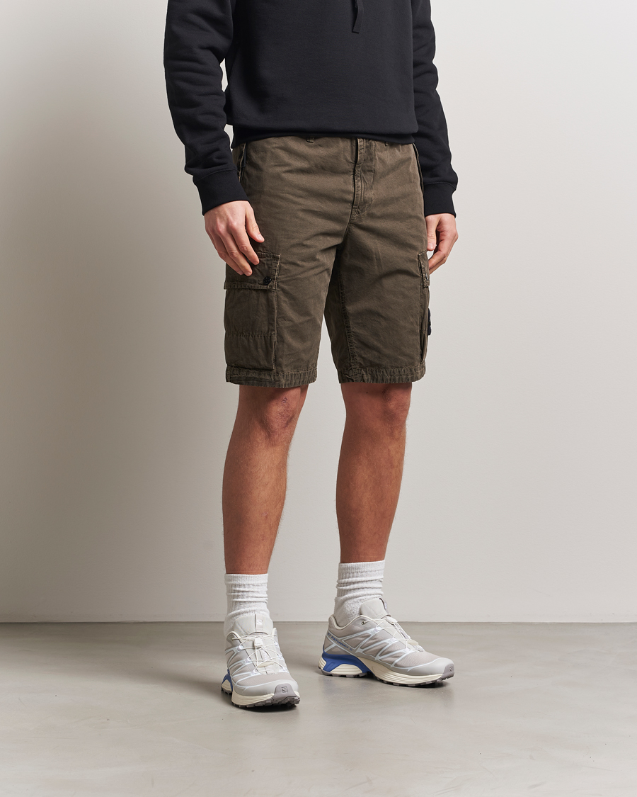 Hombres | Pantalones cortos | Stone Island | Brushed Cotton Canvas Cargo Shorts Military Green