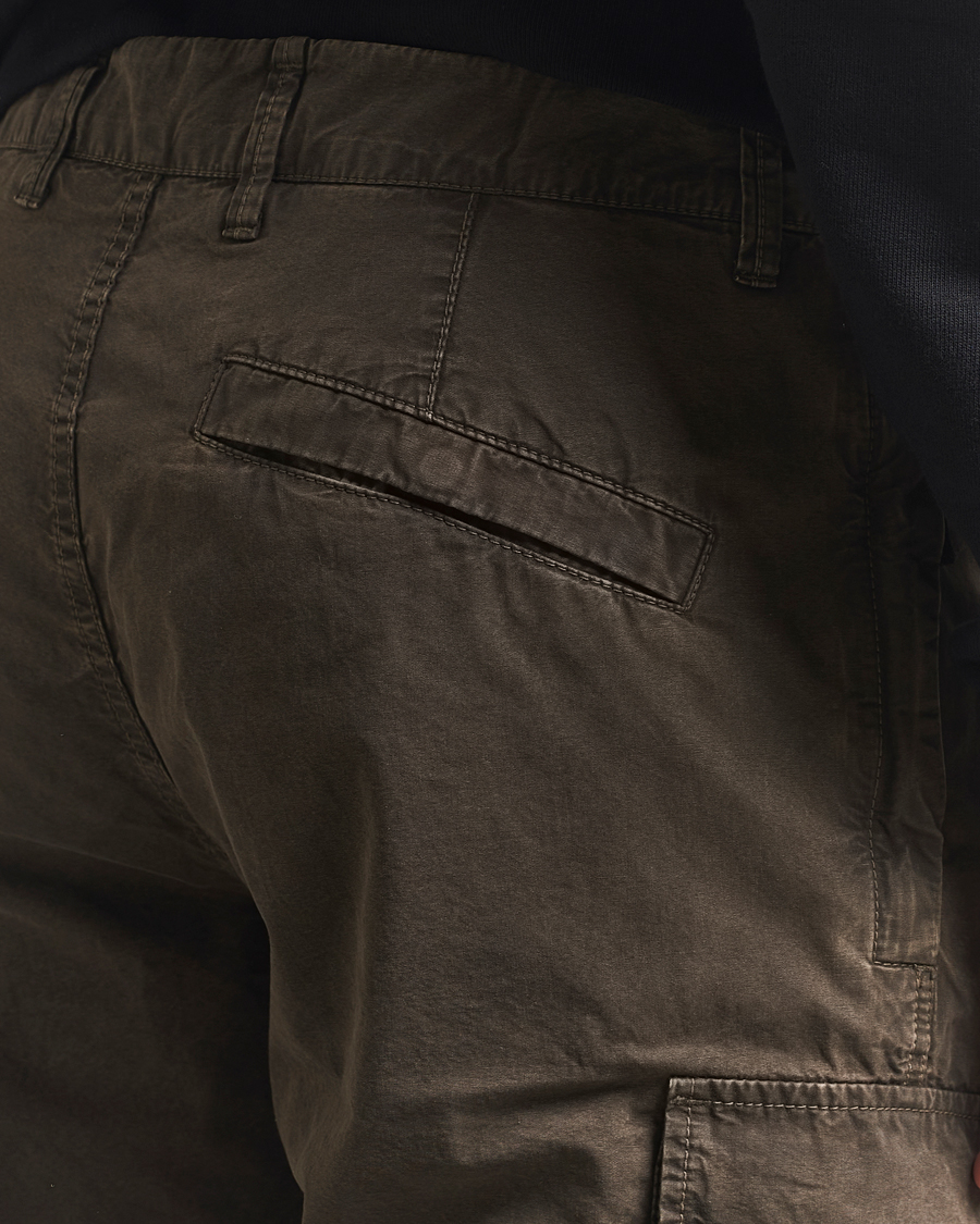 Hombres | Pantalones cortos | Stone Island | Brushed Cotton Canvas Cargo Shorts Military Green
