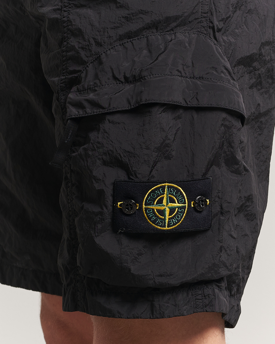 Hombres | Pantalones cortos | Stone Island | Nylon Metal Drawstring Cargo Shorts Black