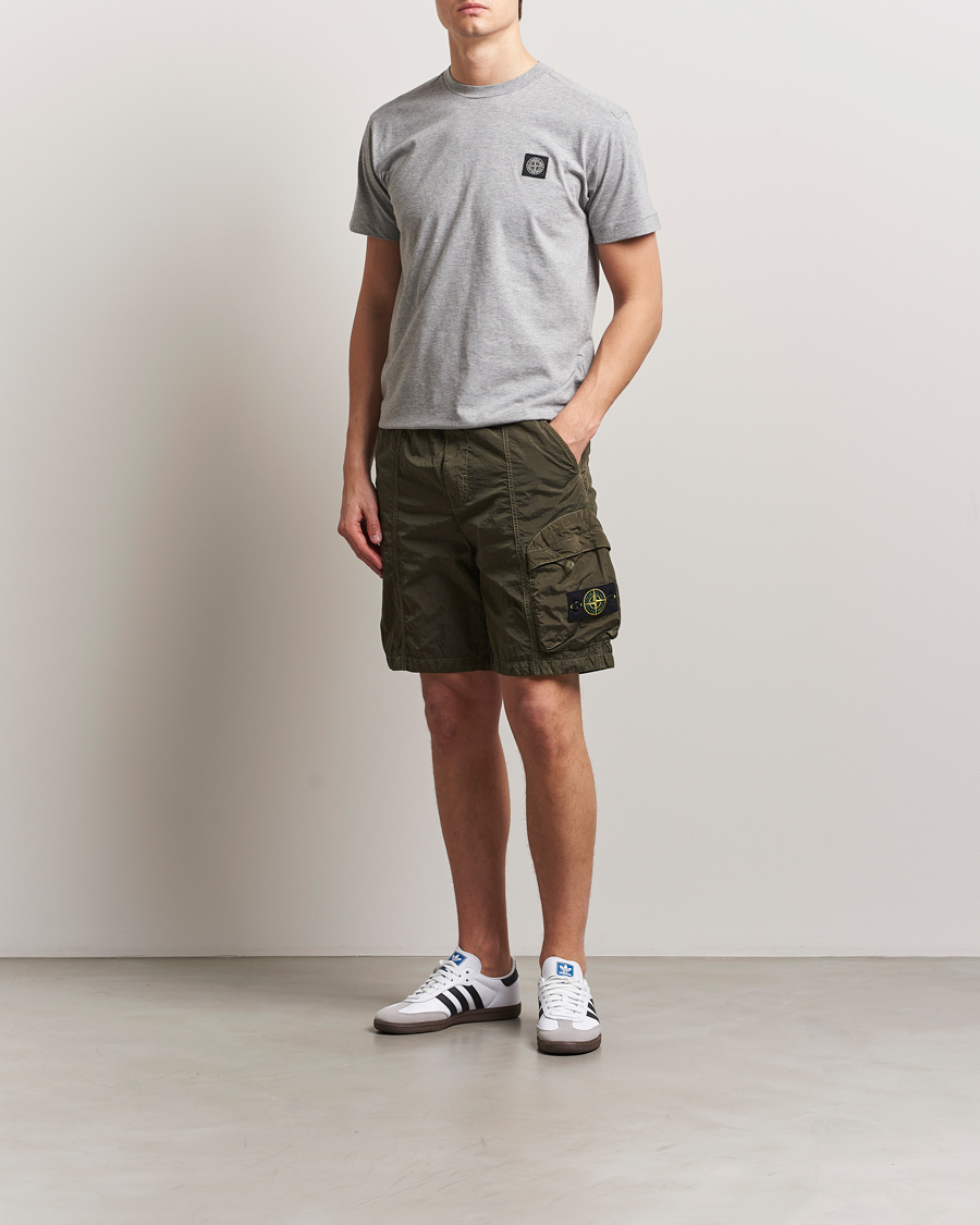 Hombres | Pantalones cortos | Stone Island | Nylon Metal Drawstring Cargo Shorts Military Green