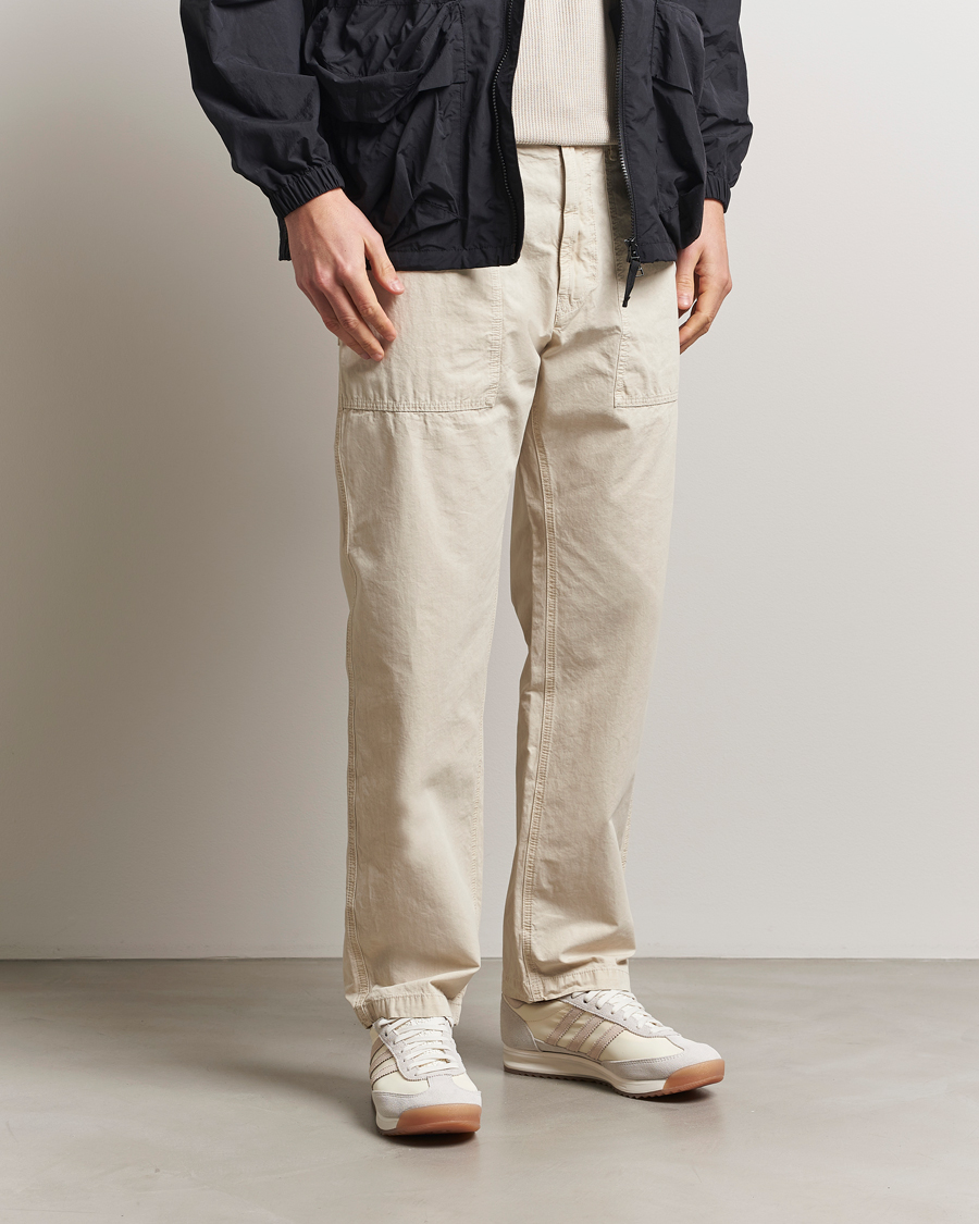 Hombres | Pantalones | Stone Island | Brushed Cotton Canvas Fatigue Pants Sand