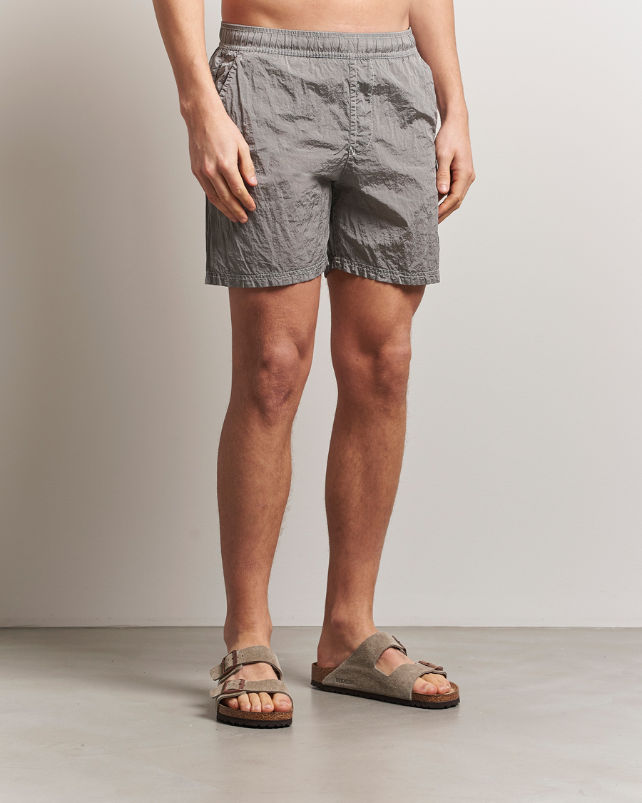 Hombres | Bañadores | Stone Island | Nylon Metal Econyl Swimshorts Pearl Grey