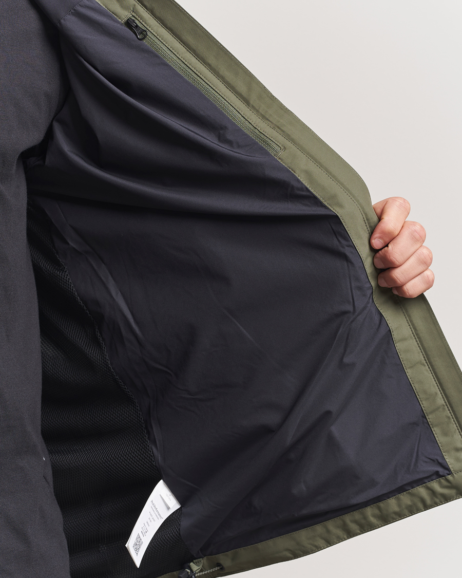 Hombres | Abrigos y chaquetas | Peak Performance | Quest Jacket Pine Needle