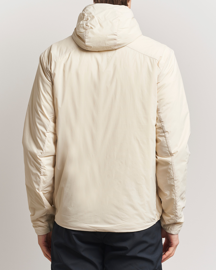 Hombres | Abrigos y chaquetas | Peak Performance | Freelight Reversible Hooded Jacket Sand Fog