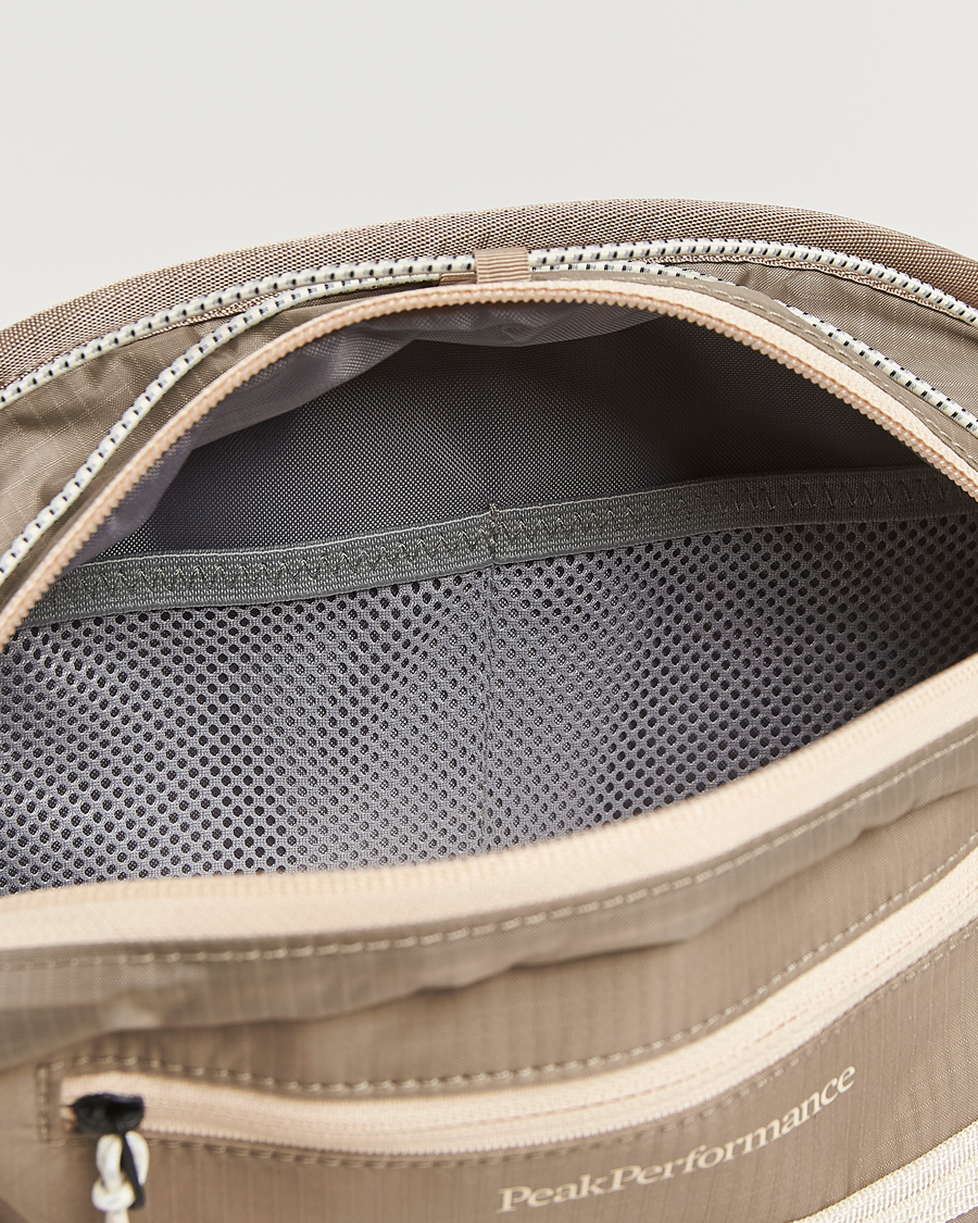 Hombres | Peak Performance Trail Hip Bag Avid Beige | Peak Performance | Trail Hip Bag Avid Beige