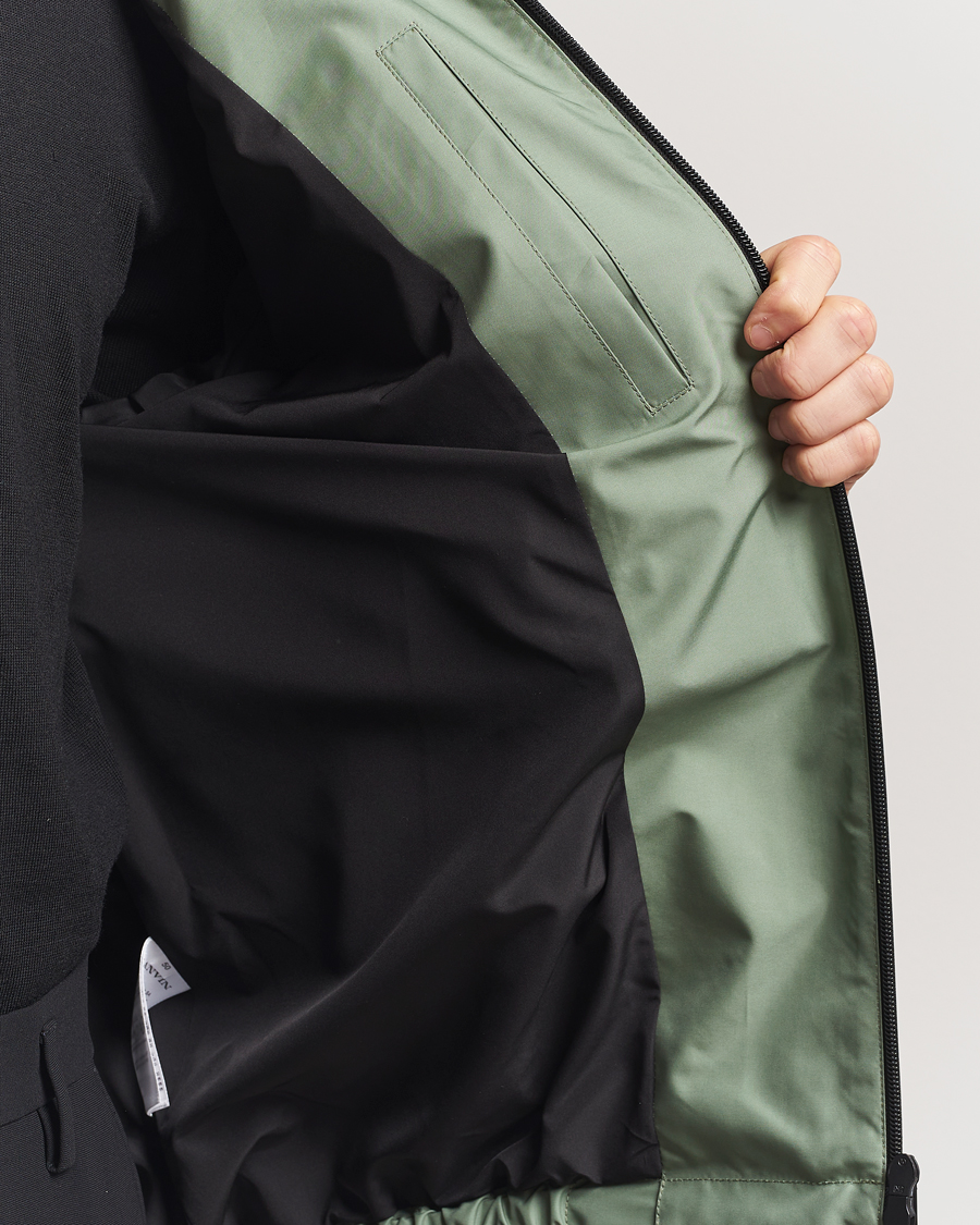 Hombres | Abrigos y chaquetas | Lanvin | Hooded Windbreaker Sage Green