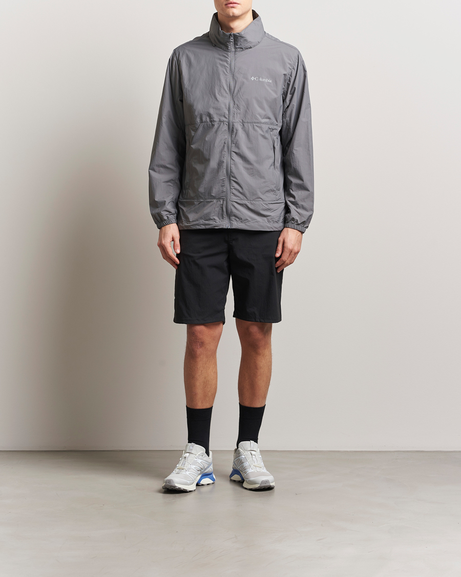 Hombres | Abrigos y chaquetas | Columbia | Loop Basin Windbreaker City Grey