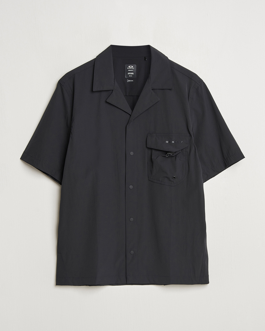 Hombres | Camisas | Oakley | Cuban Collar Short Sleeve Shirt Blackout