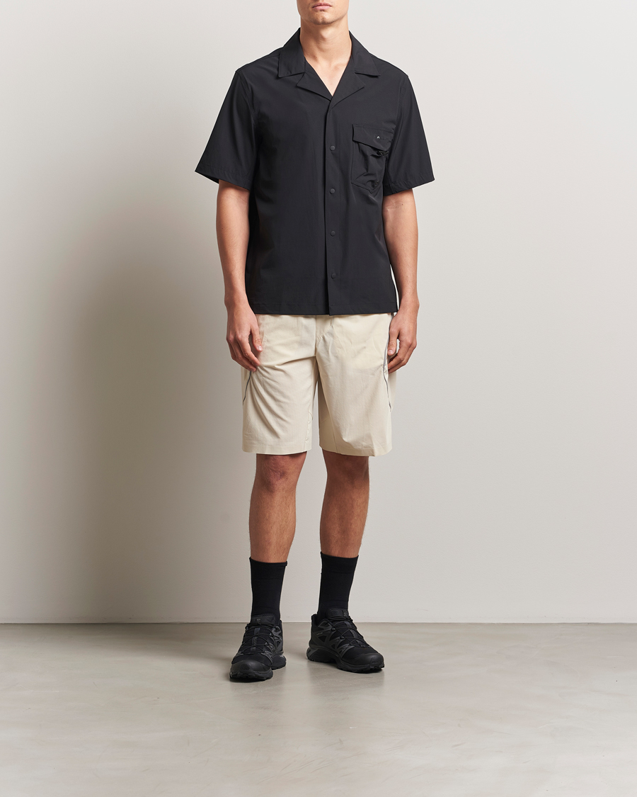 Hombres | Camisas | Oakley | Cuban Collar Short Sleeve Shirt Blackout
