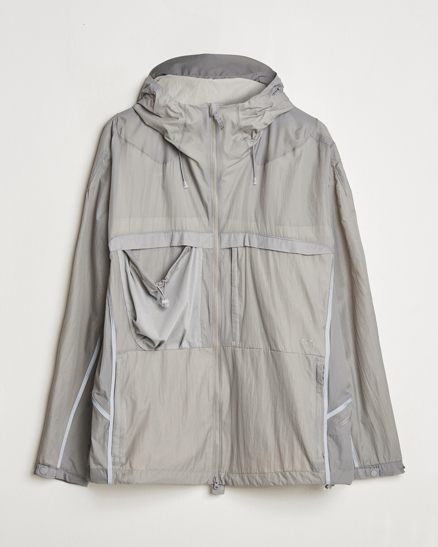 Hombres | Abrigos y chaquetas | Oakley | Latitude Flight Wind Jacket Cement