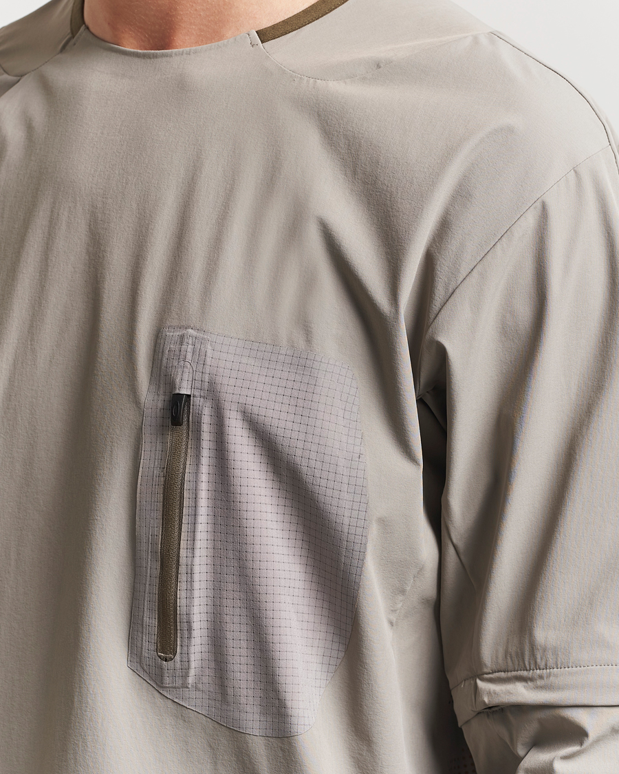 Hombres | Camisetas | Oakley | Latitude Flight Convert Shell T-shirt Boulder Green