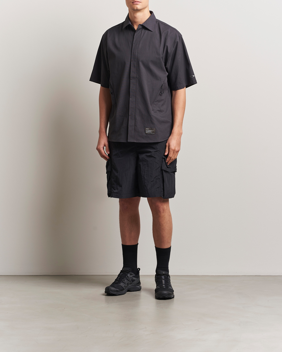 Hombres | Camisas | Oakley | Fuel Short Sleeve Shirt Phantom