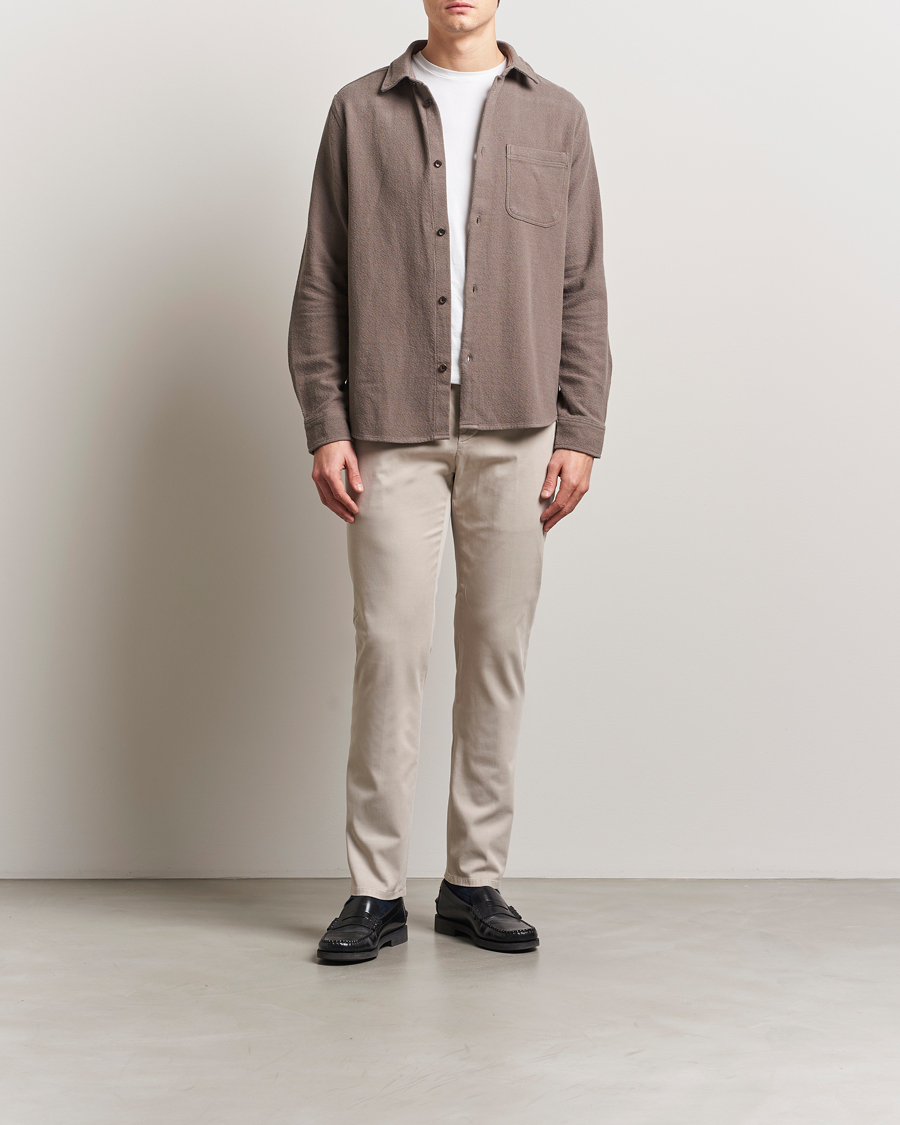 Hombres | Pantalones | Dondup | Spiritisimo Peached Gabardine Chino Sand