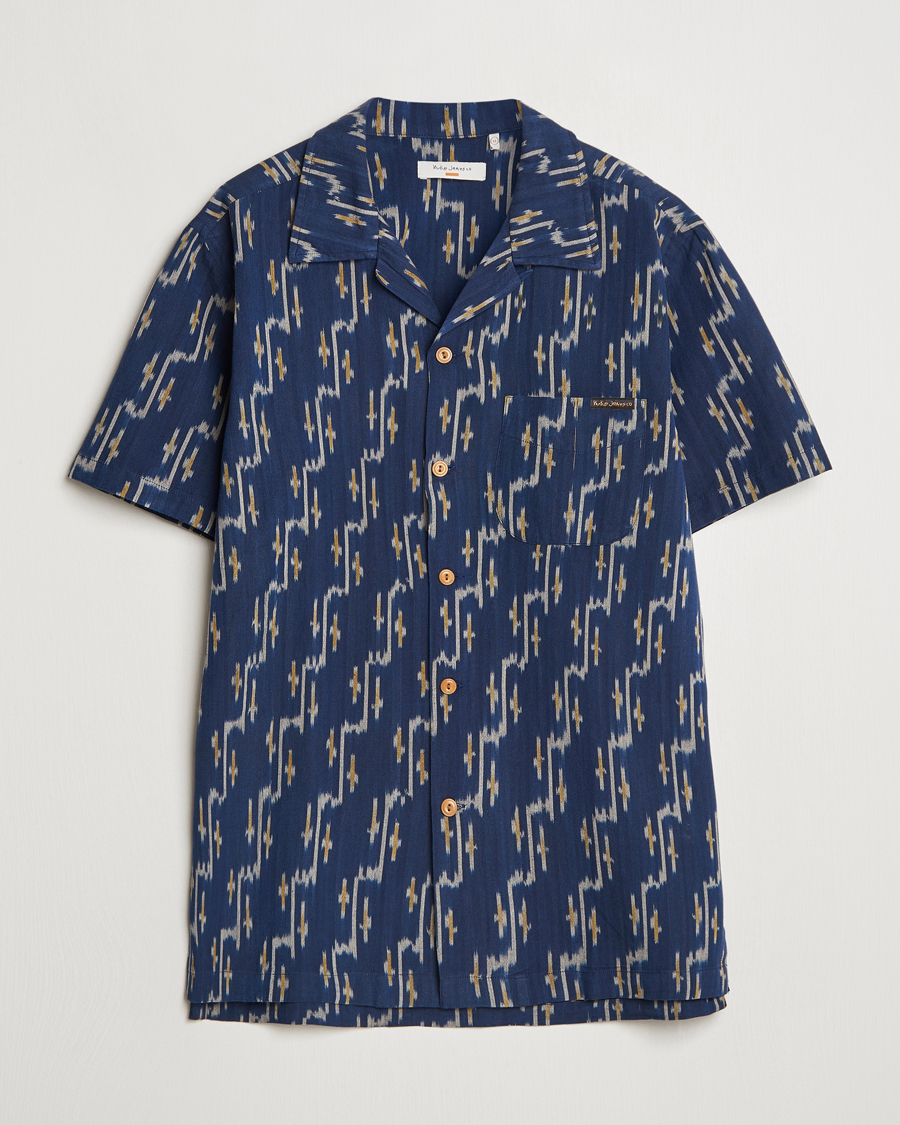 Hombres | Camisas | Nudie Jeans | Arvid Printed Short Sleeve Shirt Blueberry
