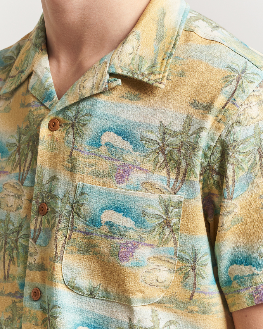 Hombres | Camisas | Nudie Jeans | Arvid Printed Short Sleeve Shirt Mustard