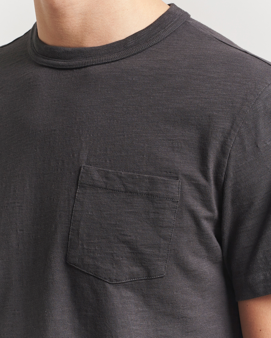 Hombres | Camisetas | Nudie Jeans | Roy Heavy Slub T-Shirt Antracite