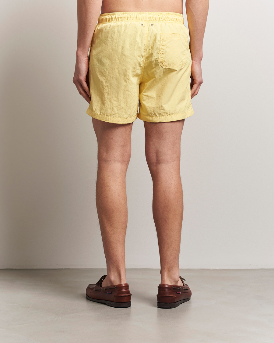 Hombres | Bañadores | GANT | Basic Swimshorts Banana Yellow