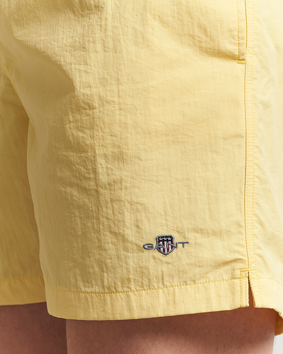 Hombres | Bañadores | GANT | Basic Swimshorts Banana Yellow