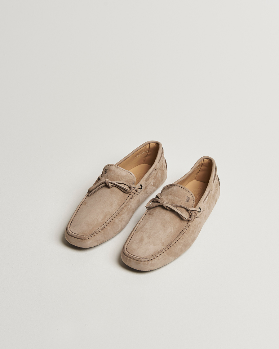 Hombres | Tod's Lacetto Gommino Carshoe Taupe Nubuck | Tod's | Lacetto Gommino Carshoe Taupe Nubuck