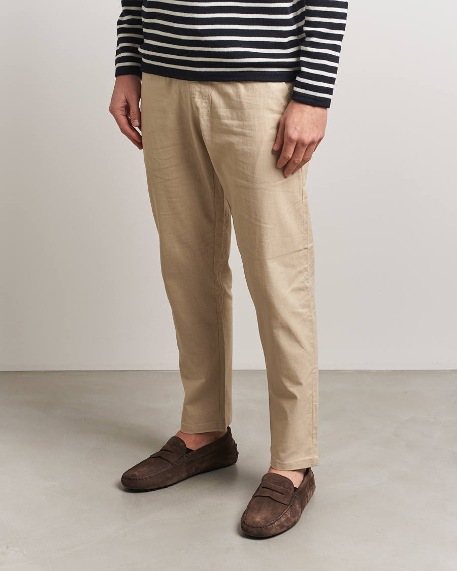 Hombres | Tod's Gommino Carshoe Dark Brown Suede | Tod's | Gommino Carshoe Dark Brown Suede