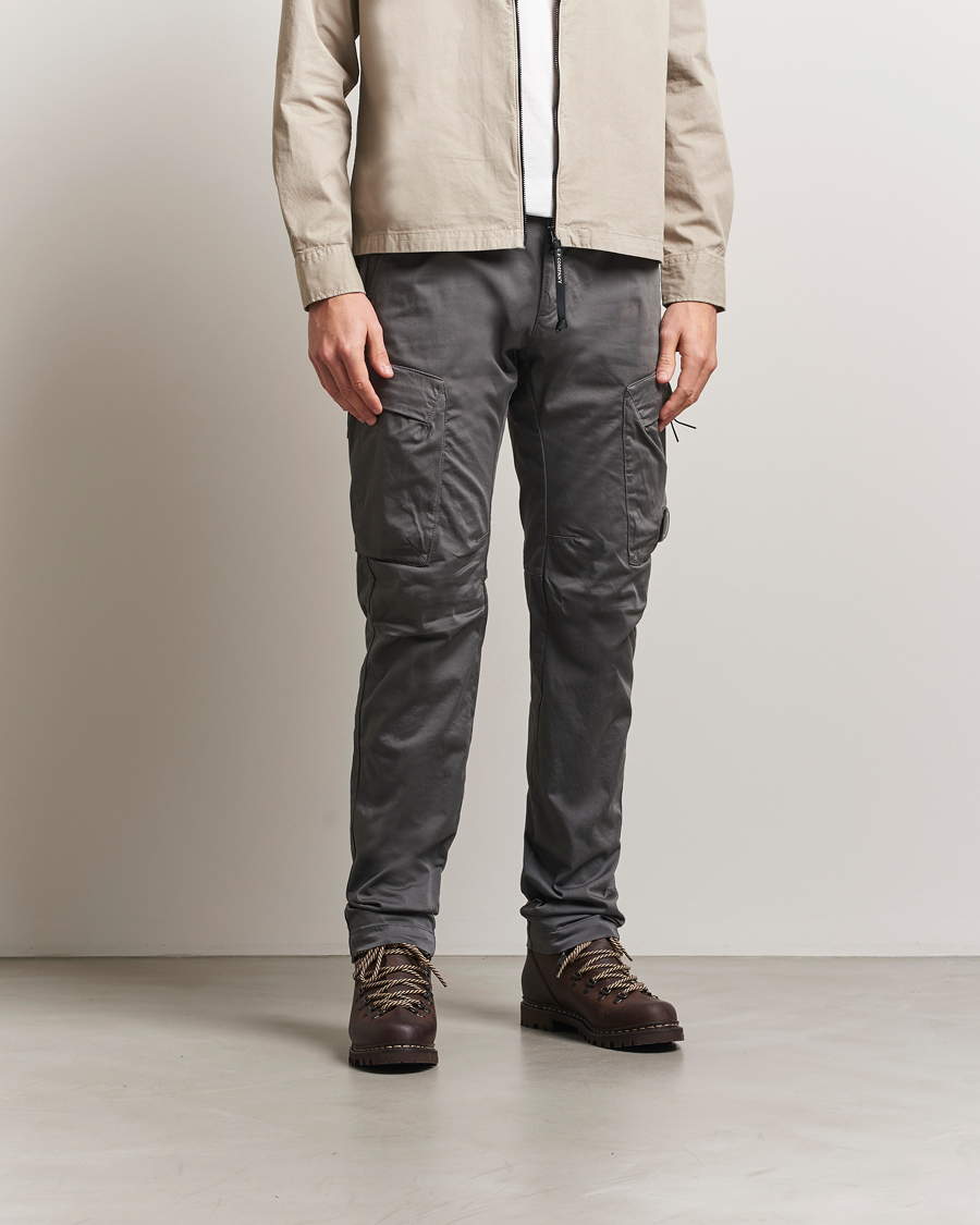 Hombres | Pantalones | C.P. Company | Satin Stretch Cargo Pants Grey