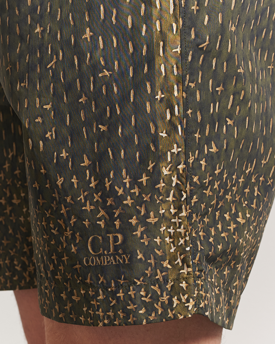 Hombres | Bañadores | C.P. Company | Sashiko Print Swimshorts Green