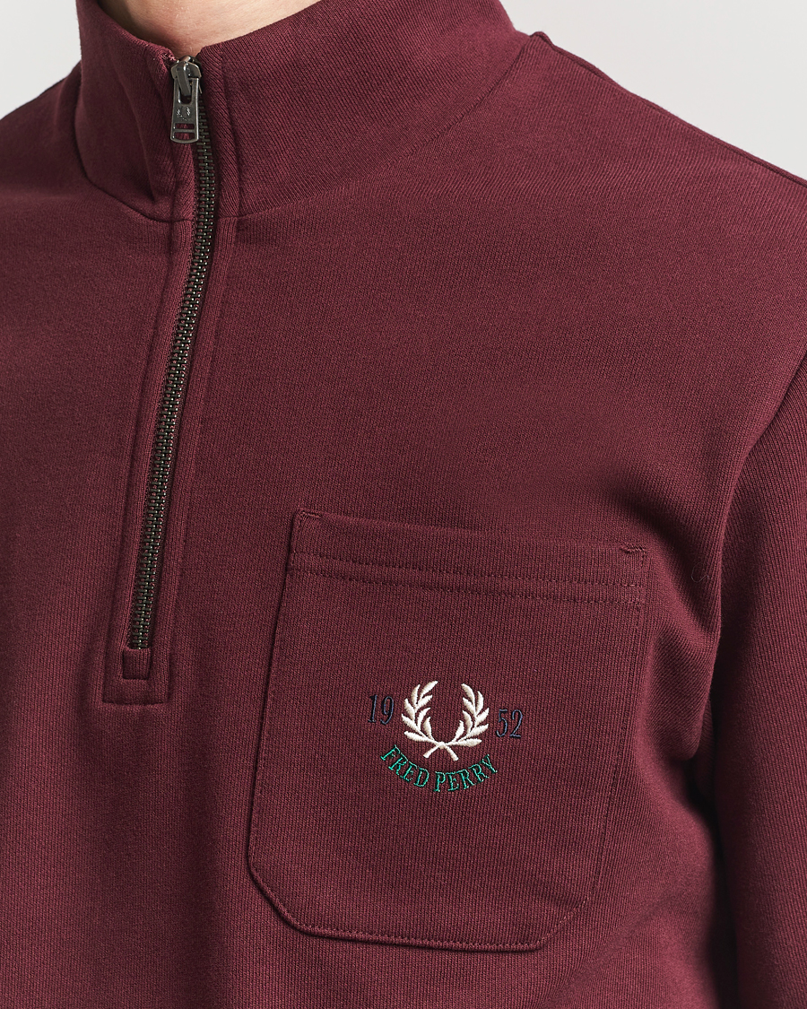 Hombres | Jerséis y prendas de punto | Fred Perry | Embroidered Champion Half Zip Oxblood