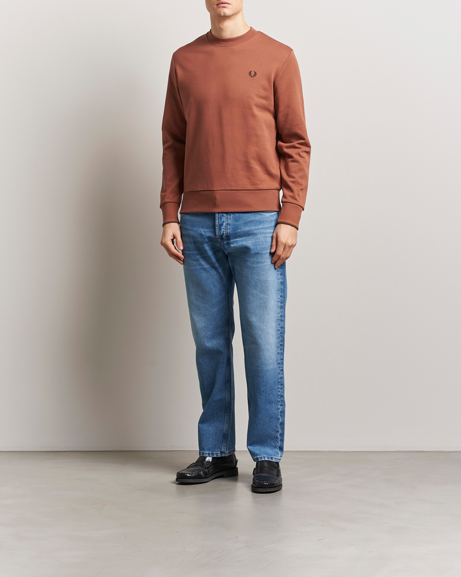 Hombres | Jerséis y prendas de punto | Fred Perry | Crew Neck Sweatshirt Cinnamon Brown