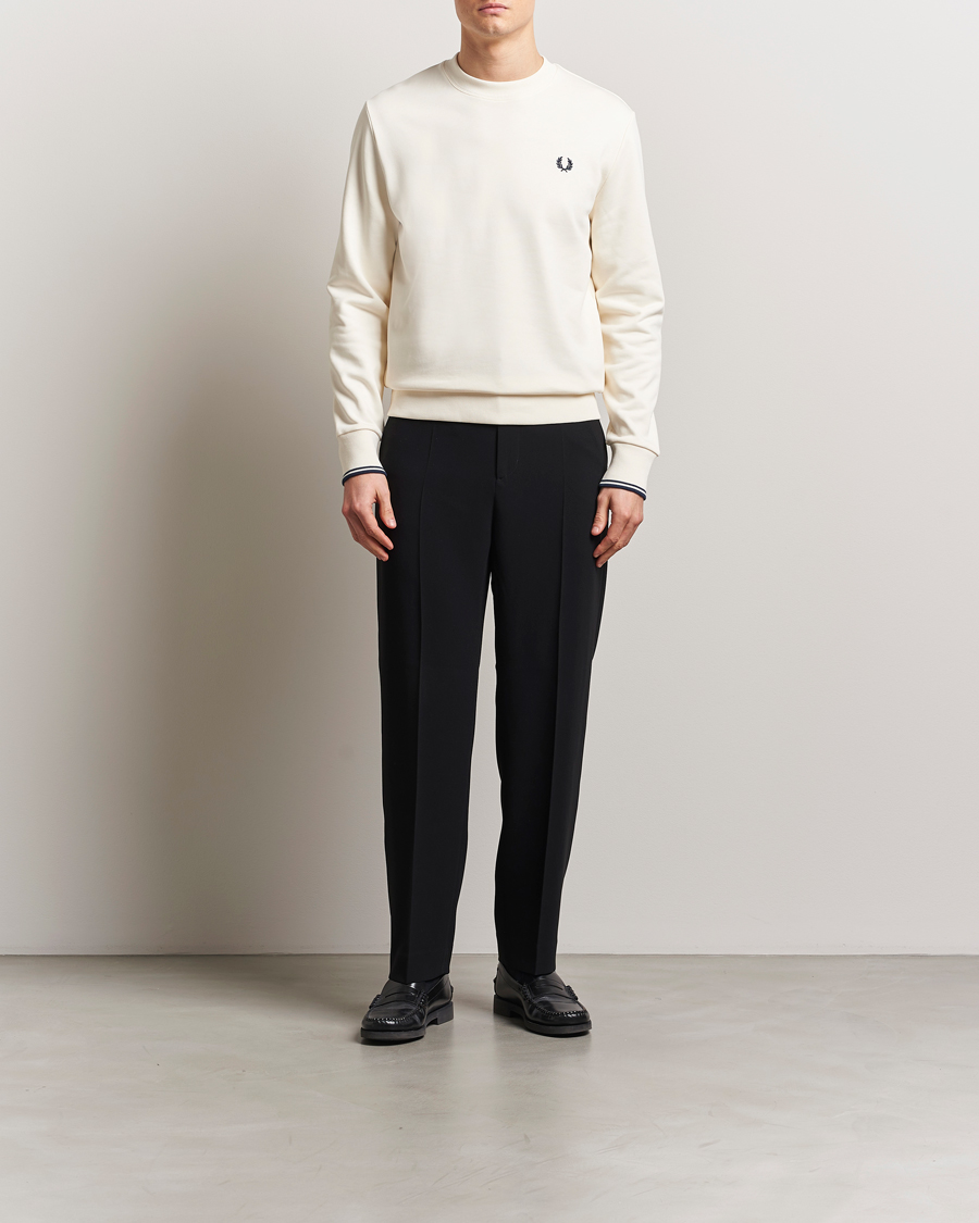 Hombres | Jerséis y prendas de punto | Fred Perry | Crew Neck Sweatshirt Ecru