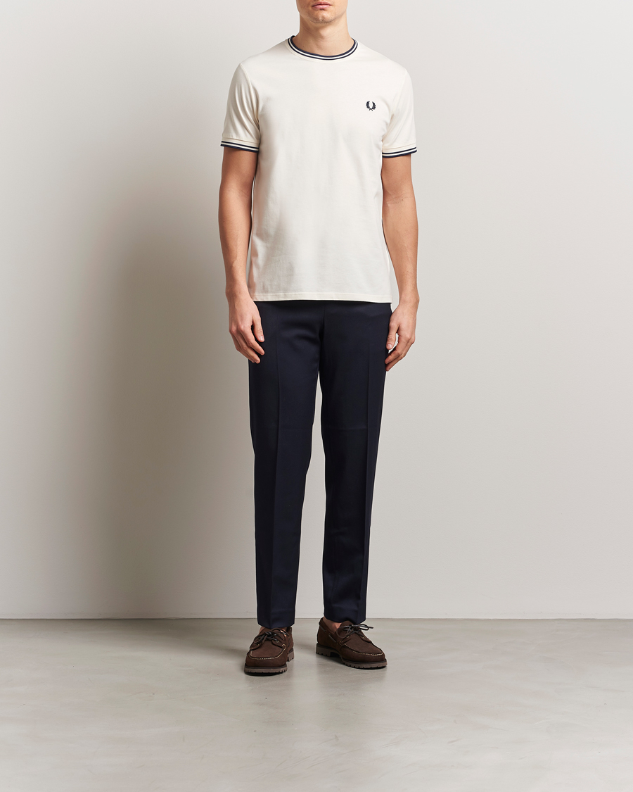 Hombres | Camisetas | Fred Perry | Twin Tipped T-Shirt Ecru